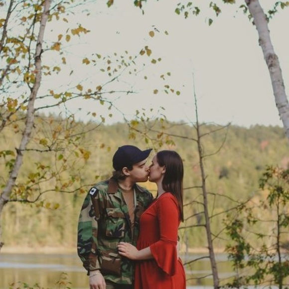 Meet your Posher, Jennifer - Picture 1 of 1